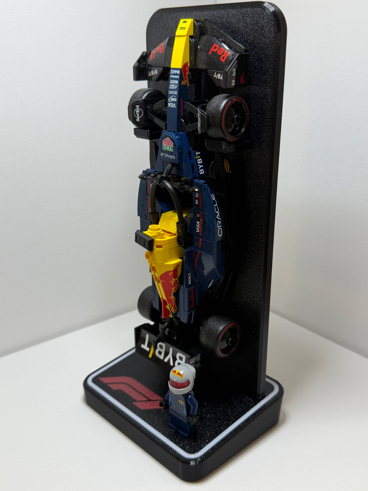 F1 Display Stand – Oracle Red Bull Racing F1 Team -3D Printed Stand