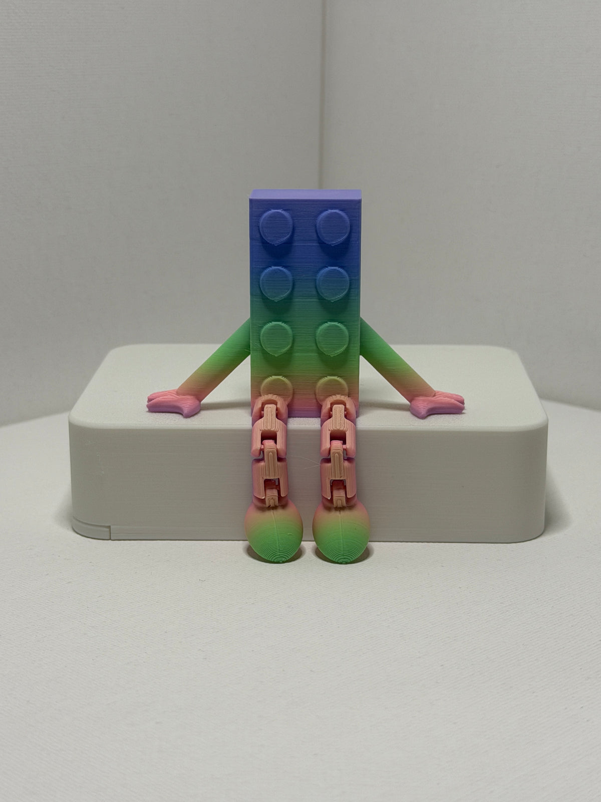 Brick Buddy – Rainbow-Articulated 3D Printed Character