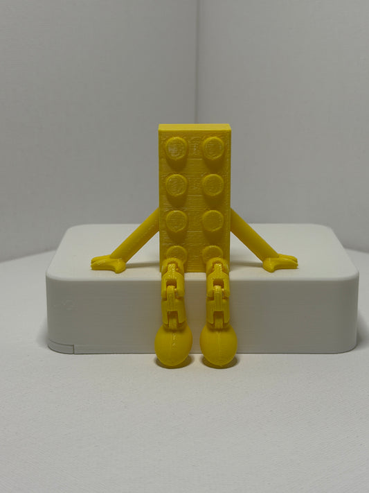 Brick Buddy – Yellow-Articulated 3D Printed Character