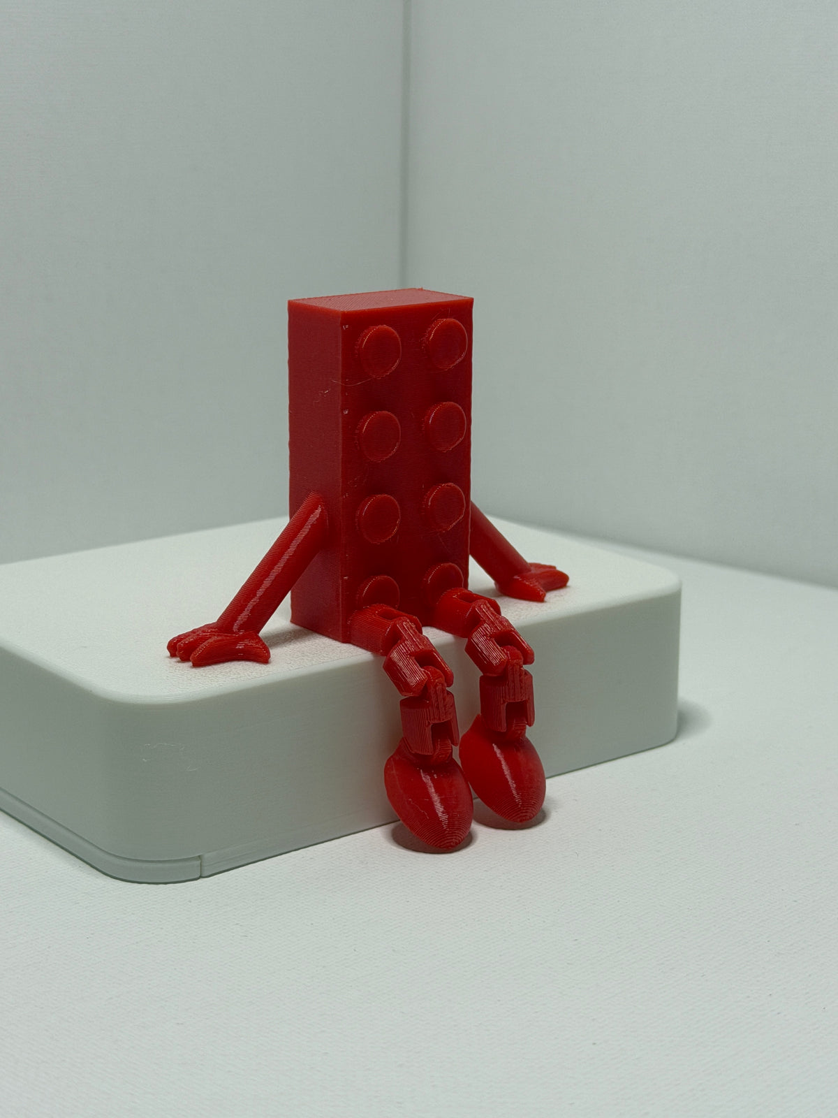 Brick Buddy – Red-Articulated 3D Printed Character